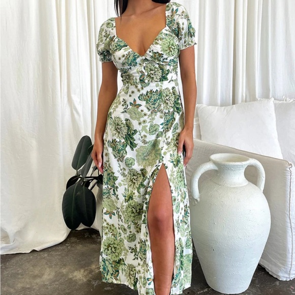 THATSSOFETCH Solem Midi Dress -
Floral Green Dress - Picture 2 of 4